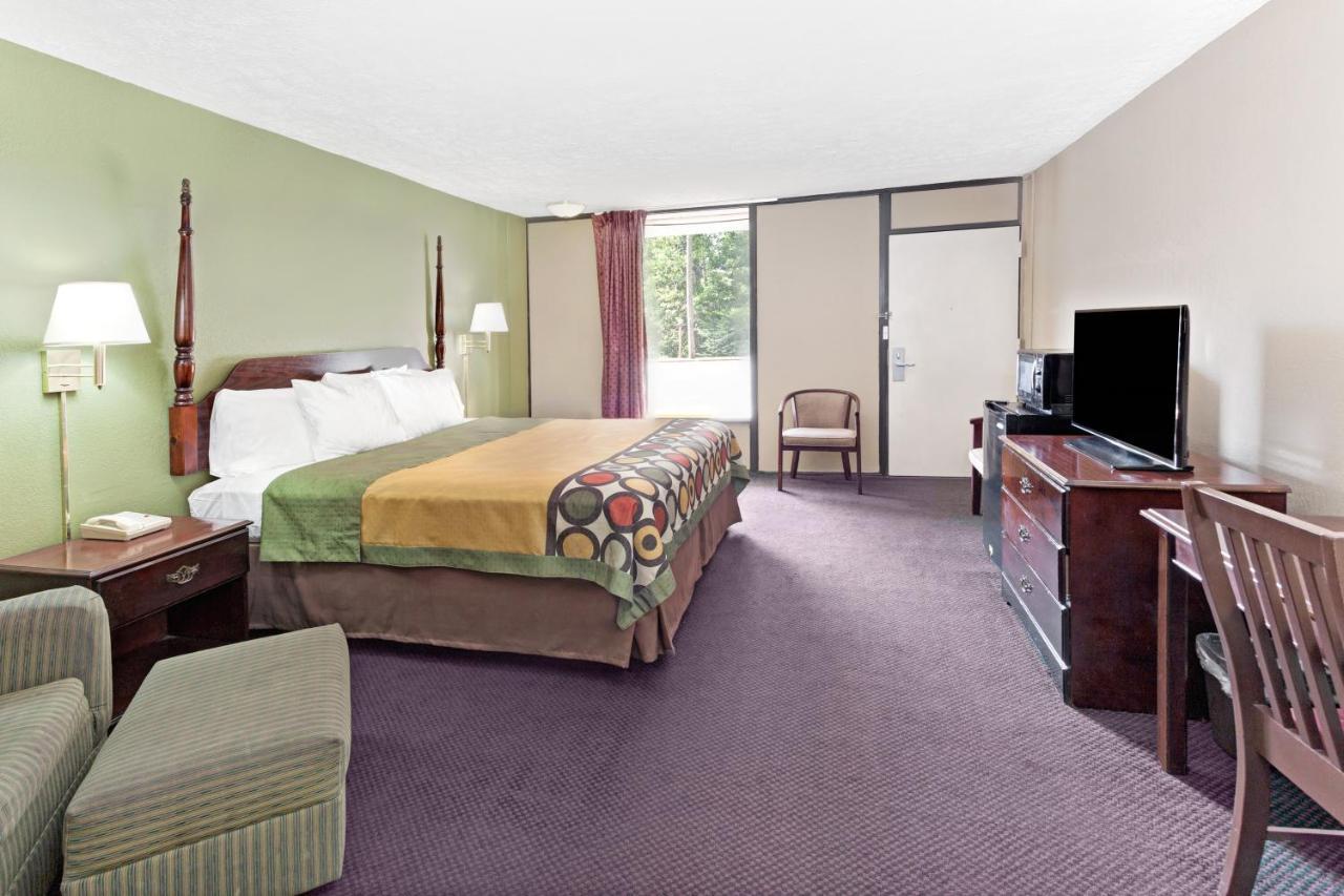Super Inn & Suites 卡罗尔顿 外观 照片