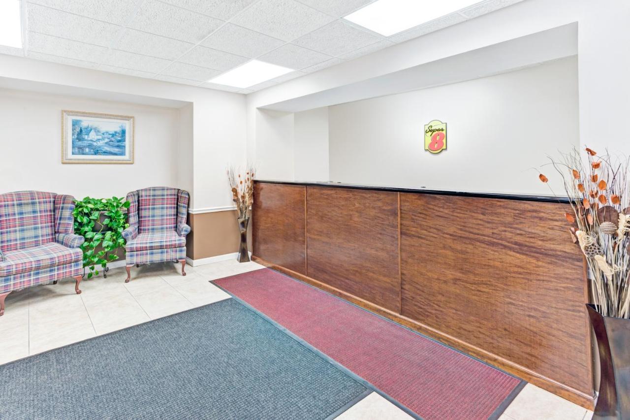 Super Inn & Suites 卡罗尔顿 外观 照片